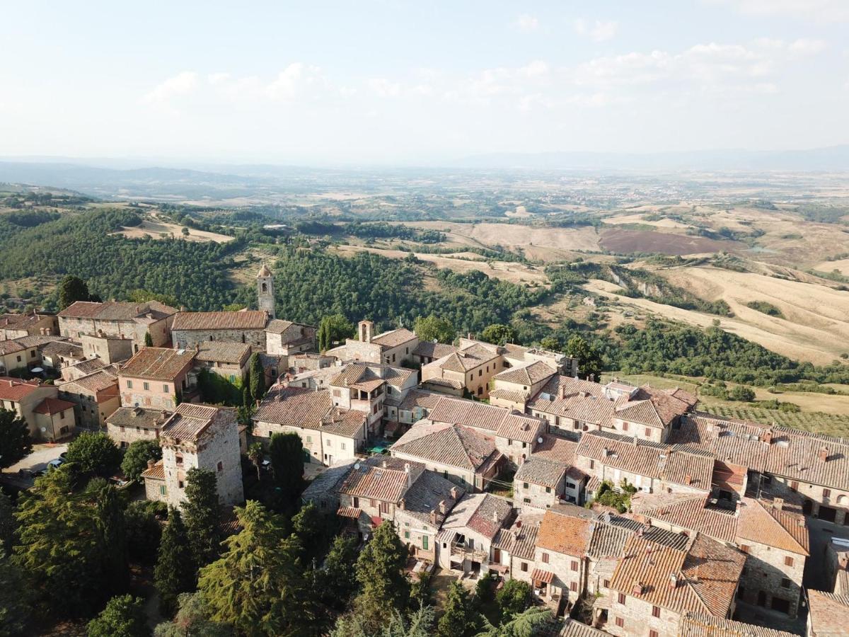 La Fraternita Βίλα Montefollonico Εξωτερικό φωτογραφία