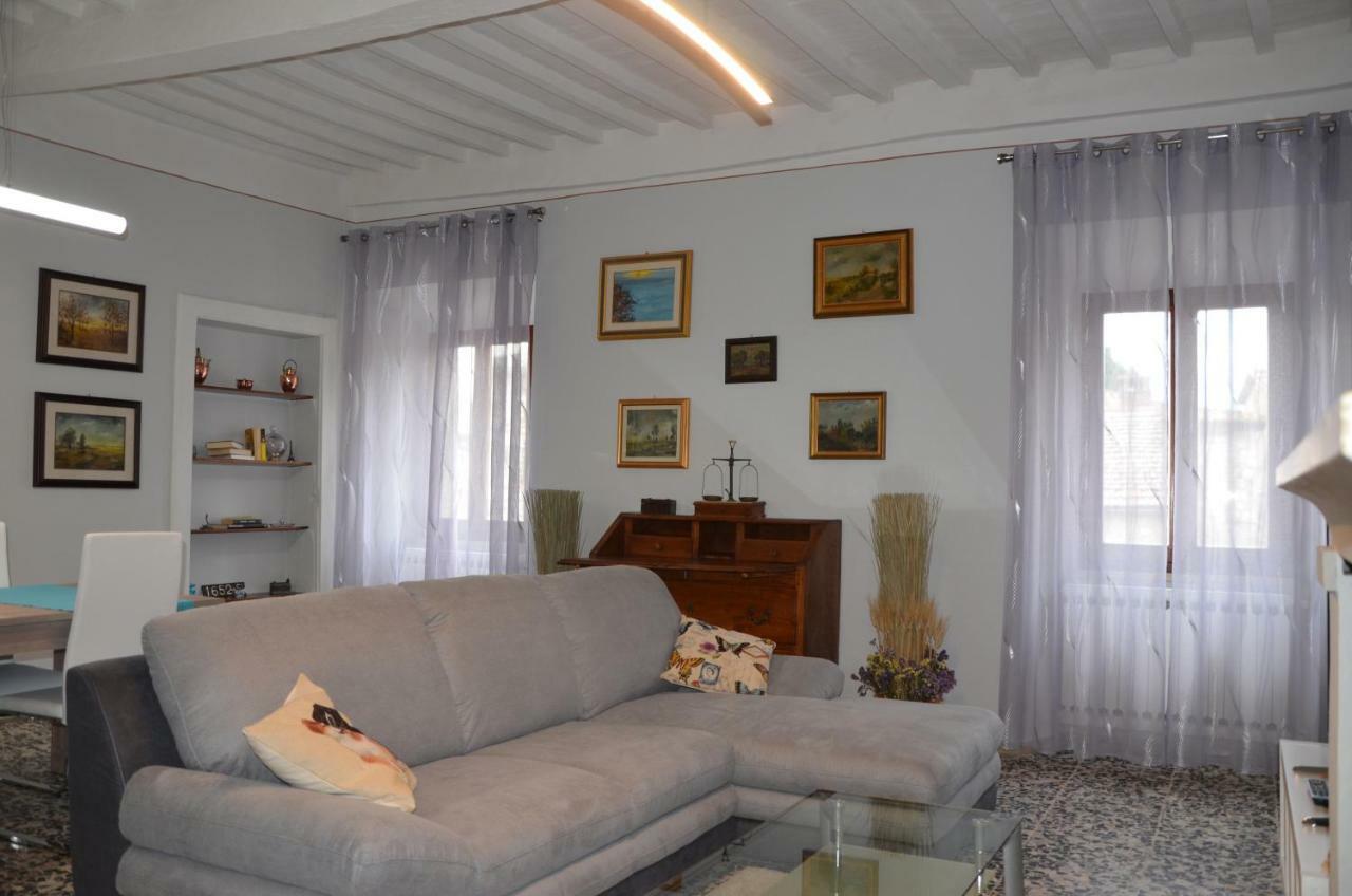 La Fraternita Βίλα Montefollonico Εξωτερικό φωτογραφία